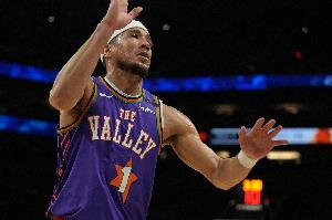 九游体育官方网站-3连败排名西部第11！布克：我从未想过自己会再次处于这样的境地