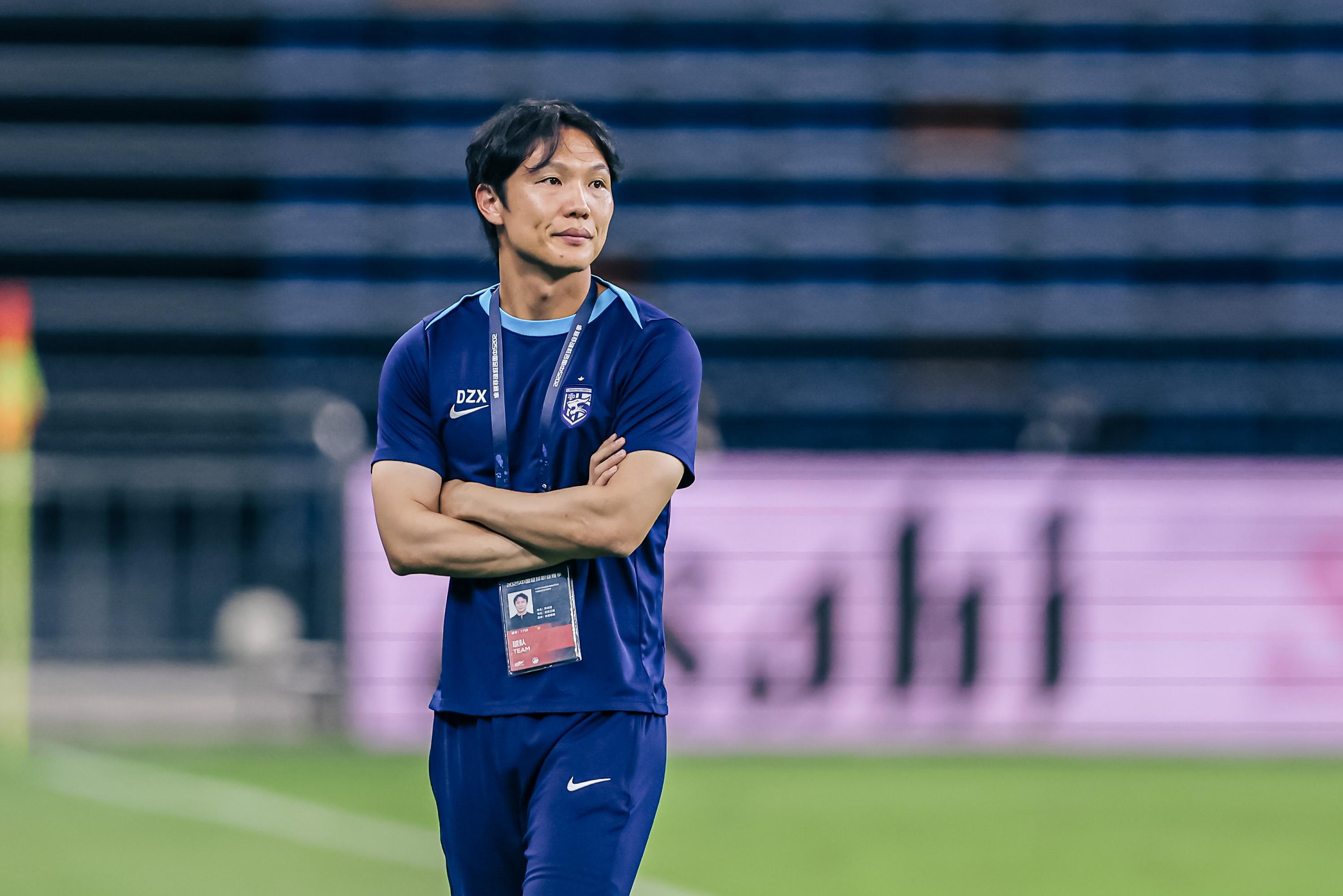 九游体育-邓卓翔：武汉三镇没展现自己的东西和斗志 双方实力也存在着差距