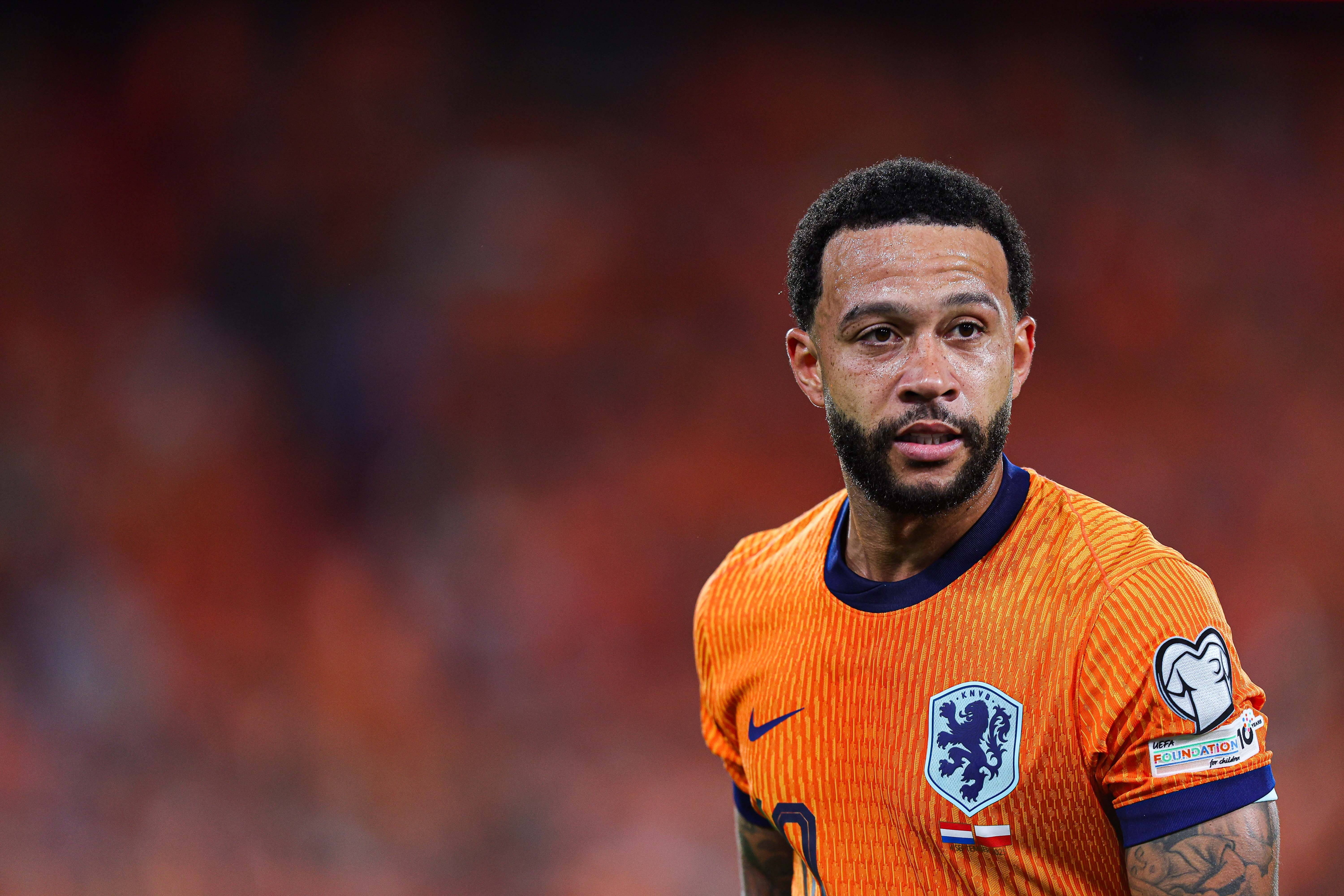 九游体育官方网站-荷兰锋线人才稀缺!31岁德佩身价仅900万转战巴甲,却以50球34助稳坐队史头号射手